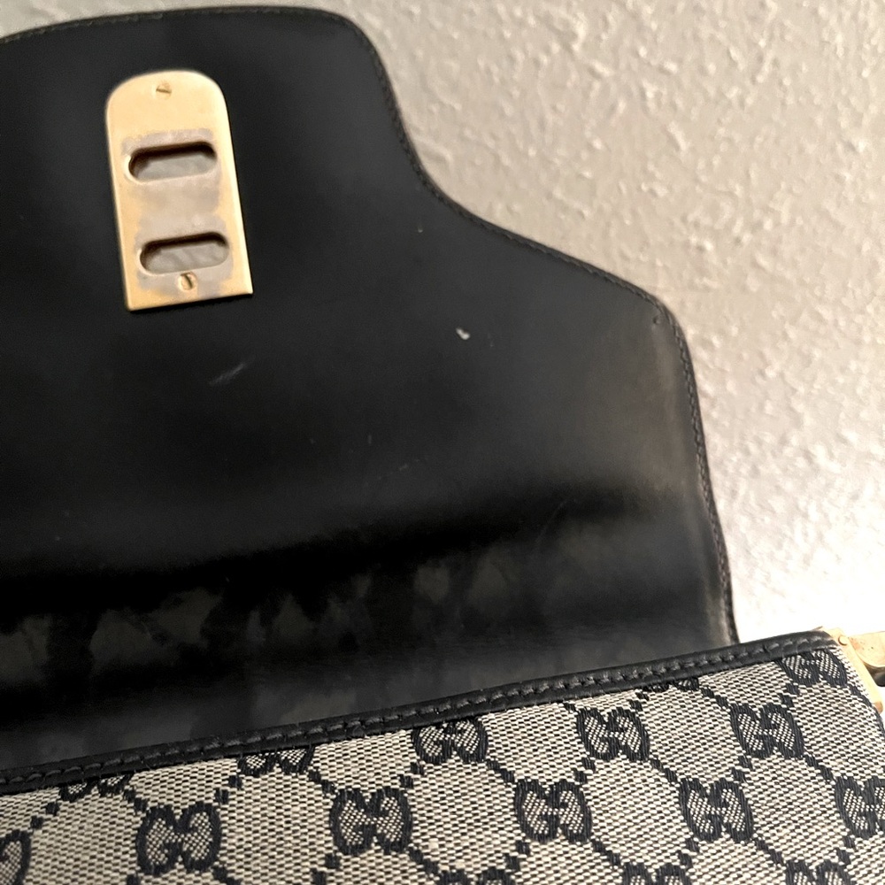Gucci Black and Gold Monogram Bag - Picture 9 of 16